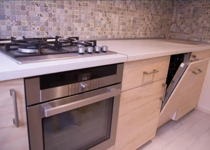 Apartament Elegant & Central Complet Utiliat Self Check-In