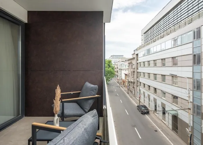 Manu Art Living Signature Victoriei