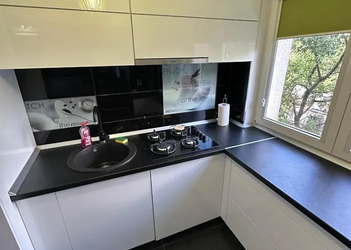 17 Apartment