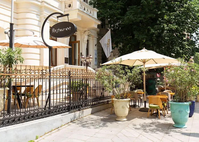 Metropole s Royal Residence