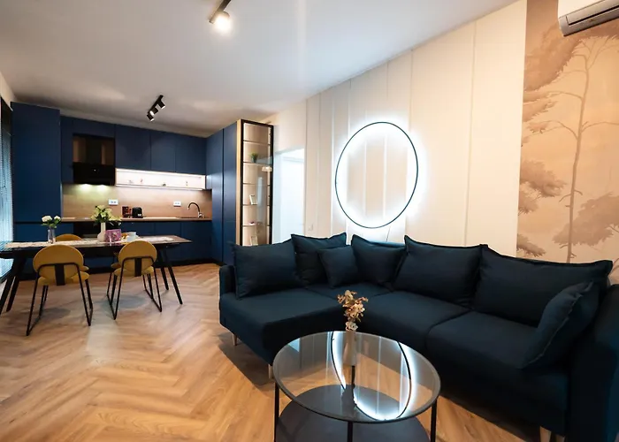 Soni Exclusive Apartments 336 Plaza With Private Parking & Self Check-In