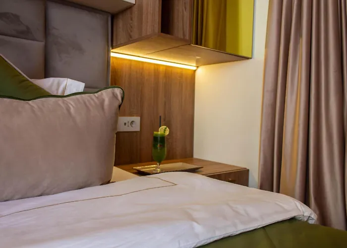 Royal Palace Luxury Suite By Sattal