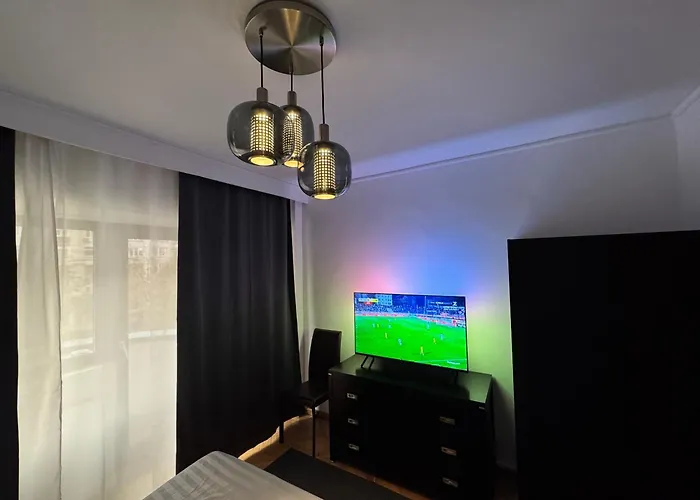 Decebal Apartment Overlooking The Boulevard