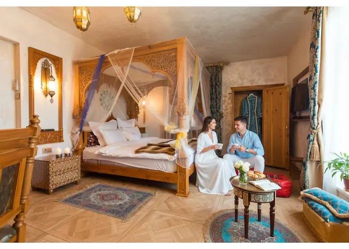 Hidden Gem Antique Apartment With City Views