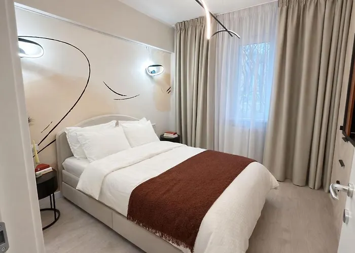 Ascend Luxury Flat 2 Room