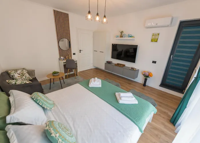 Emerald Heaven Studio With Private Parking