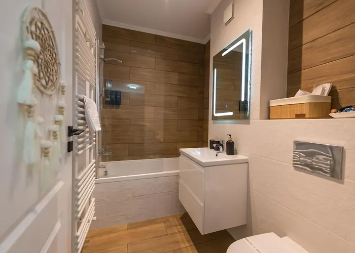 Emerald Heaven Studio With Private Parking