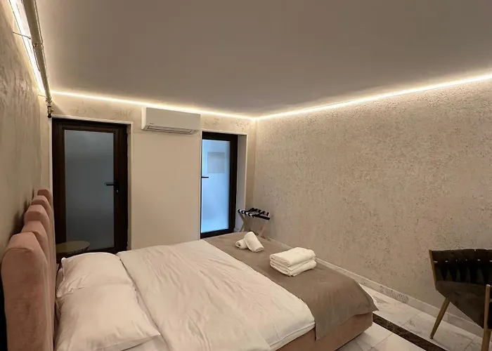 House4You - Blanari