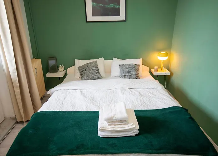Old Town Luxe Retreat - Calea Victoriei Cec Bank Apartment Bucharest, Romania