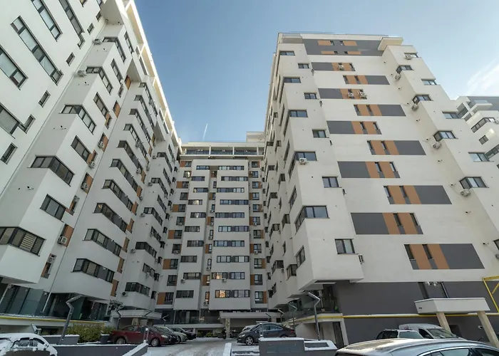 Central Spacious Apartment 1007