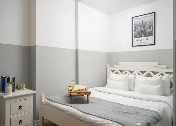 Central Garden By Urbanesq - Completely Renovated 2026