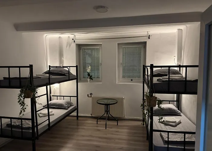 Carol 51 Hostel