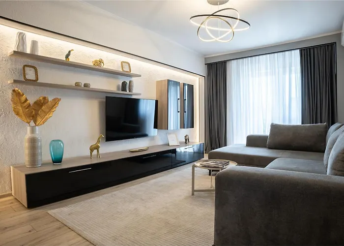 Chanttal Luxury - Fountain