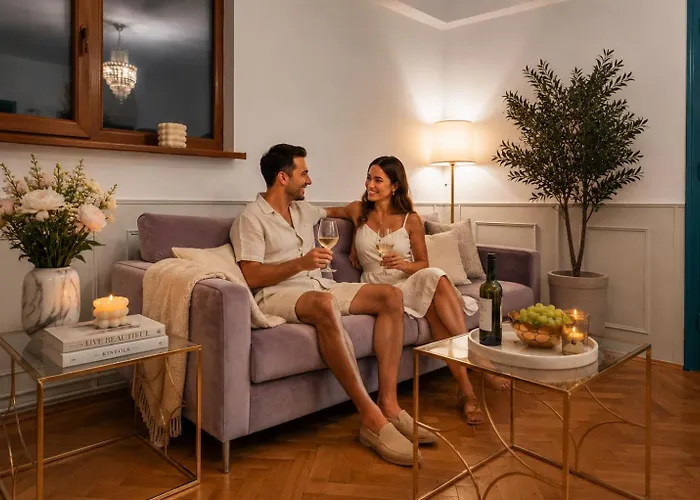 Highline Downtown Residences 6 Persons Family Apartment