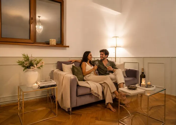 Highline Downtown Residences 6 Persons Family Apartment