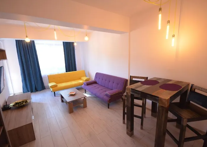 Rya Home 1