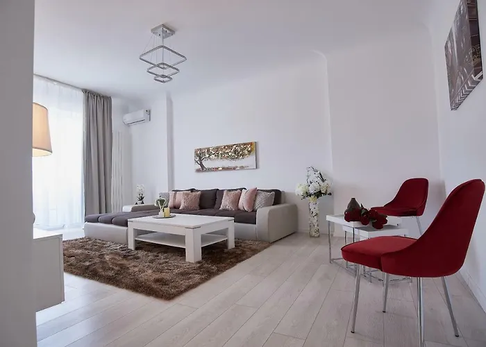 Metropole Apartments Old Town