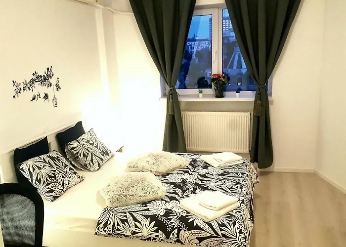 Diamond Apartments